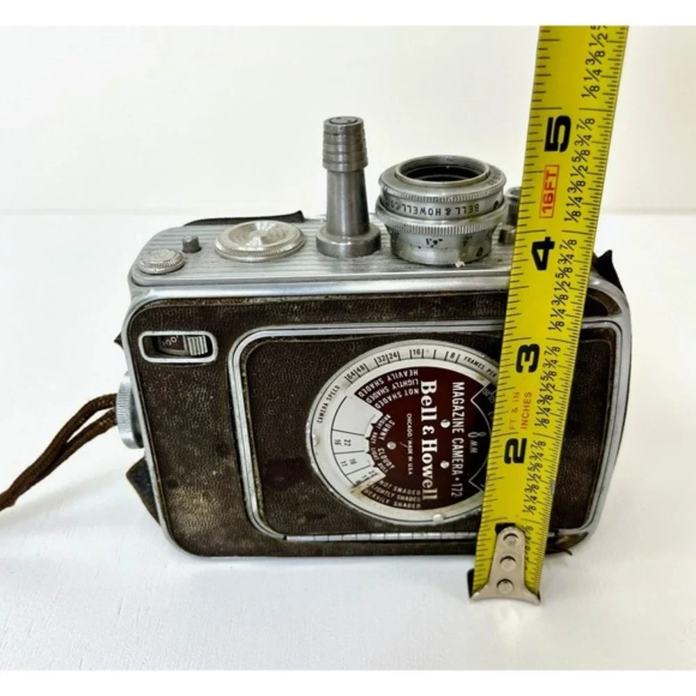 Vintage Bell & Howell‎ 8mm Magazine Film Camera Model 172 – Retro Mid-Century